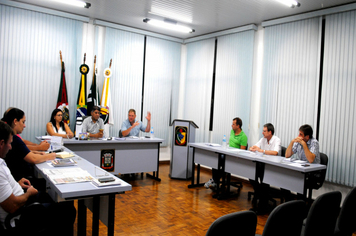 Secretário de Obras esteve na Câmara conversando com os vereadores sobre os serviços da Secretaria