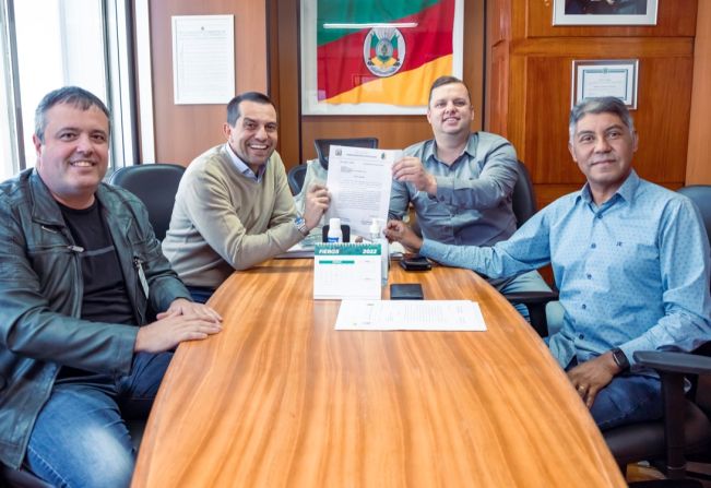 Vereadores buscam por emenda parlamentar 